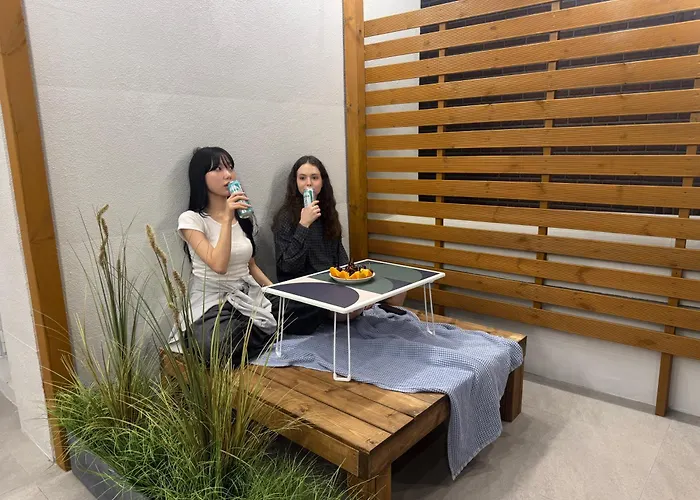 Local Friends Hotel Sinchon Motel Seoul