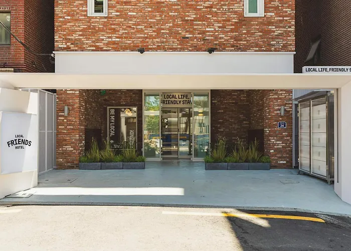 Local Friends Hotel Sinchon 2* Seoul
